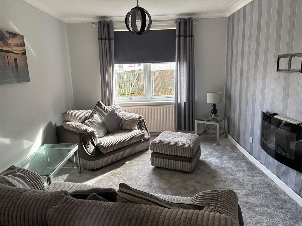 Property photo 3 of 9 2.Jpeg