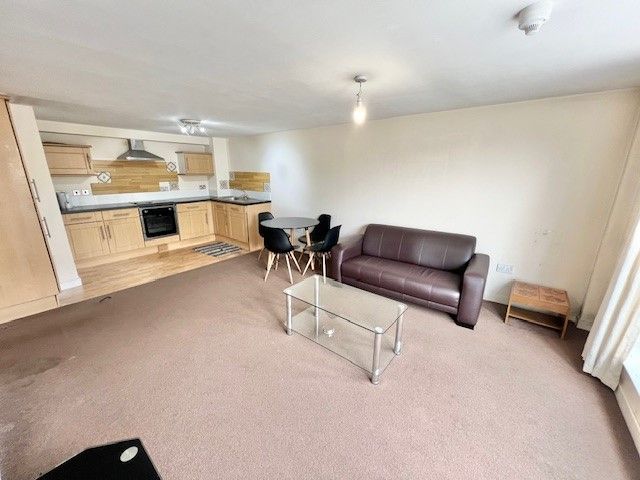 Property photo 2 of 9