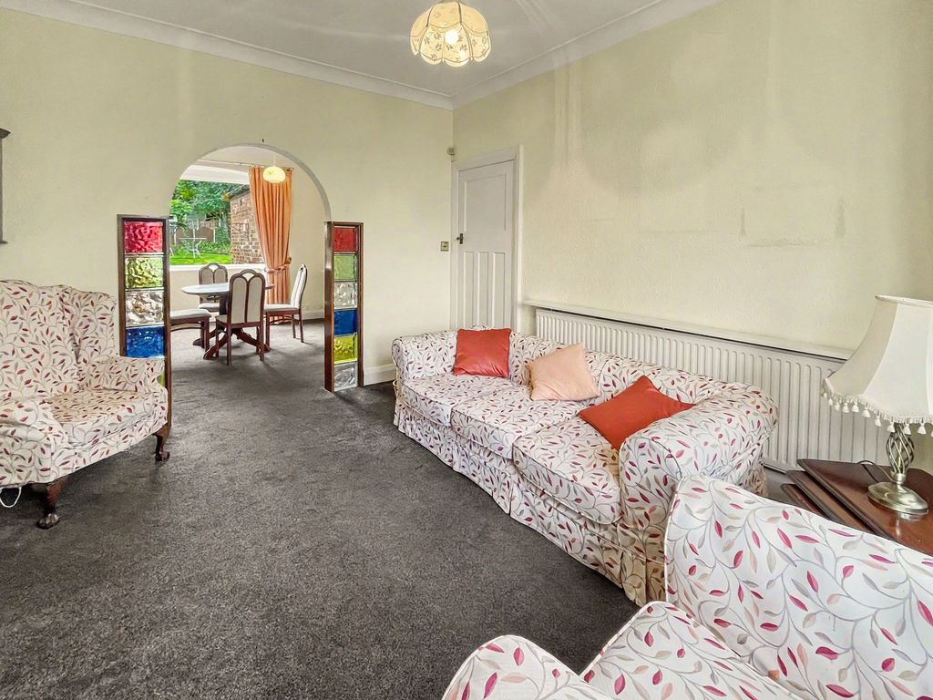 Property photo 2 of 26
