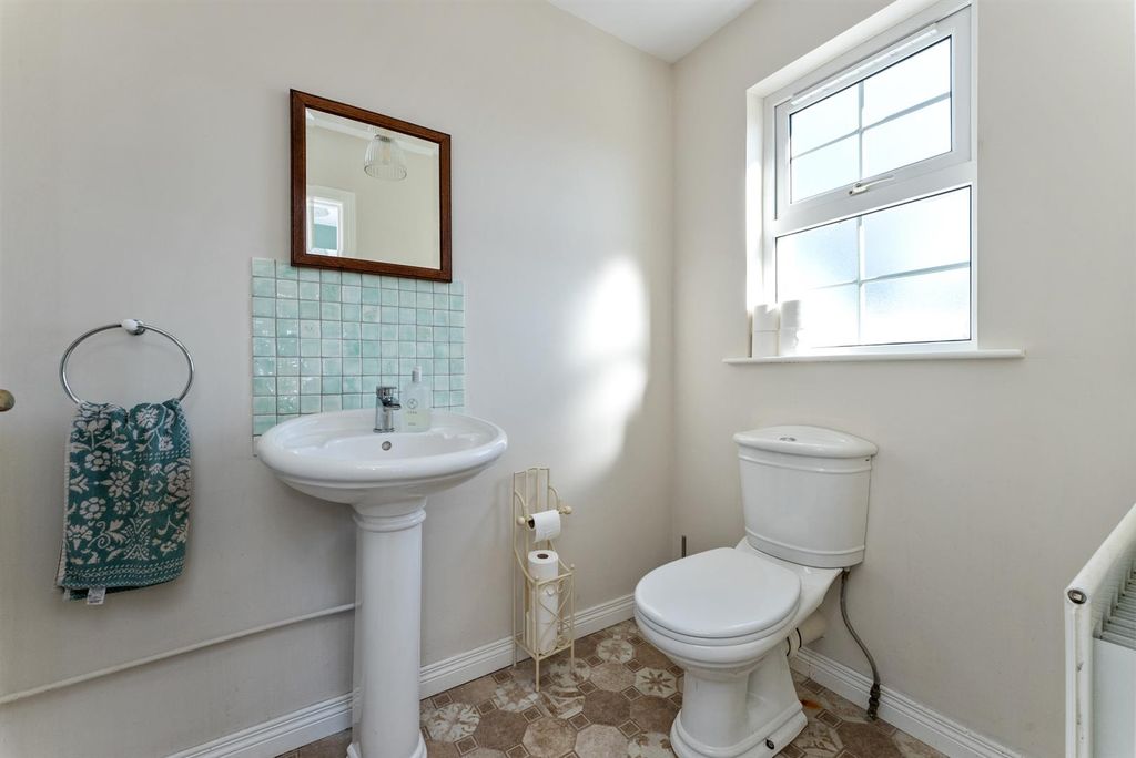 Additional image 18 of 5 bed detached house for sale39 Cherryhill Road, Ballynahinch BT24