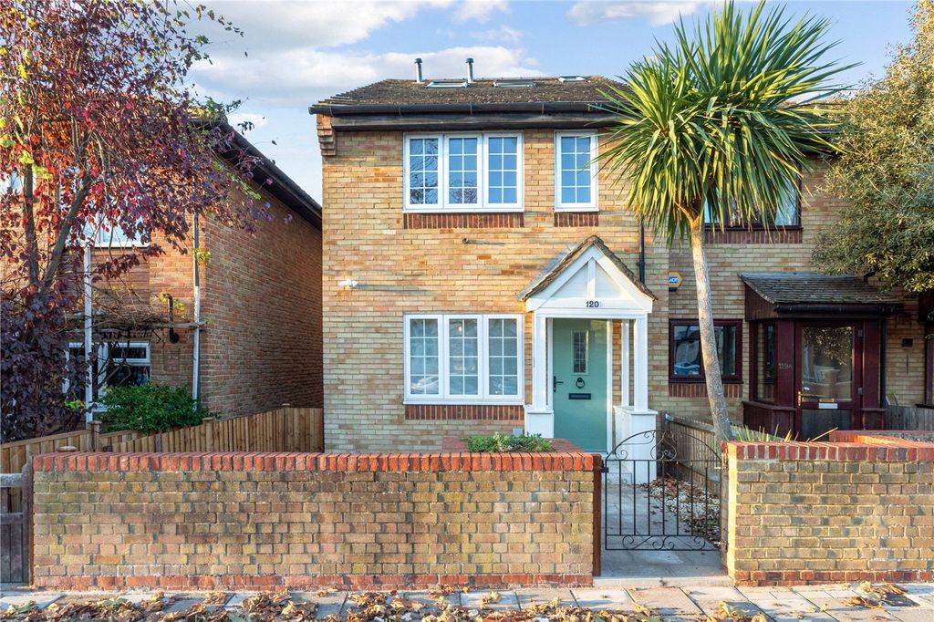 Property photo 1 of 9 Picture No. 16