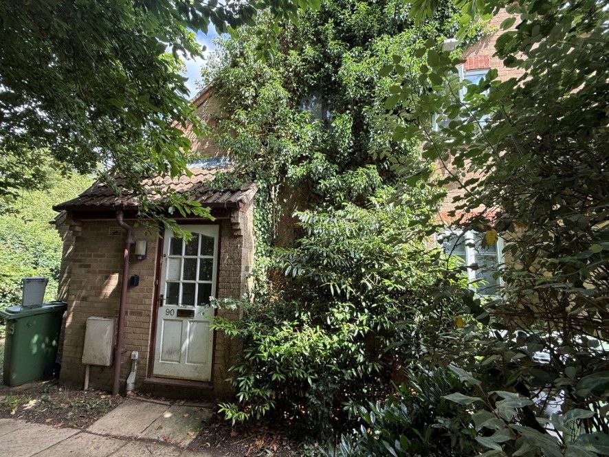 Property photo 1 of 3