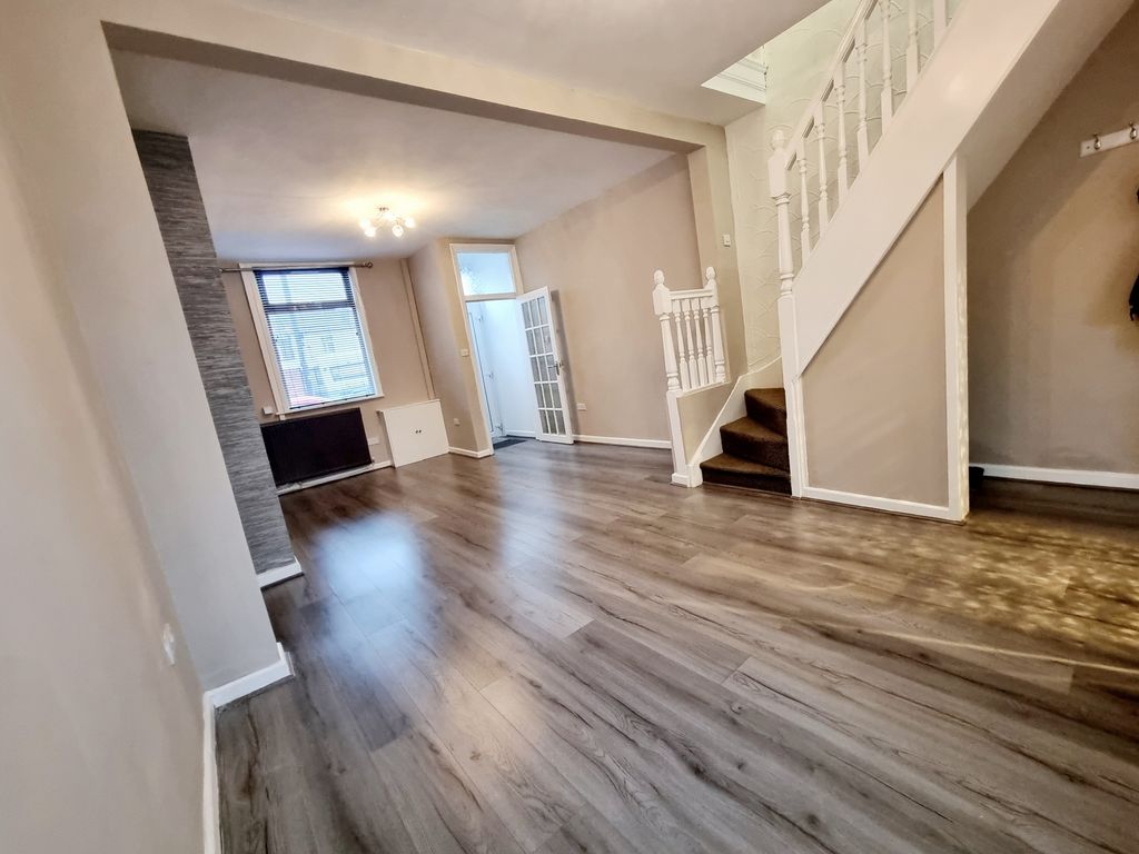 Property photo 3 of 15 Photo 3