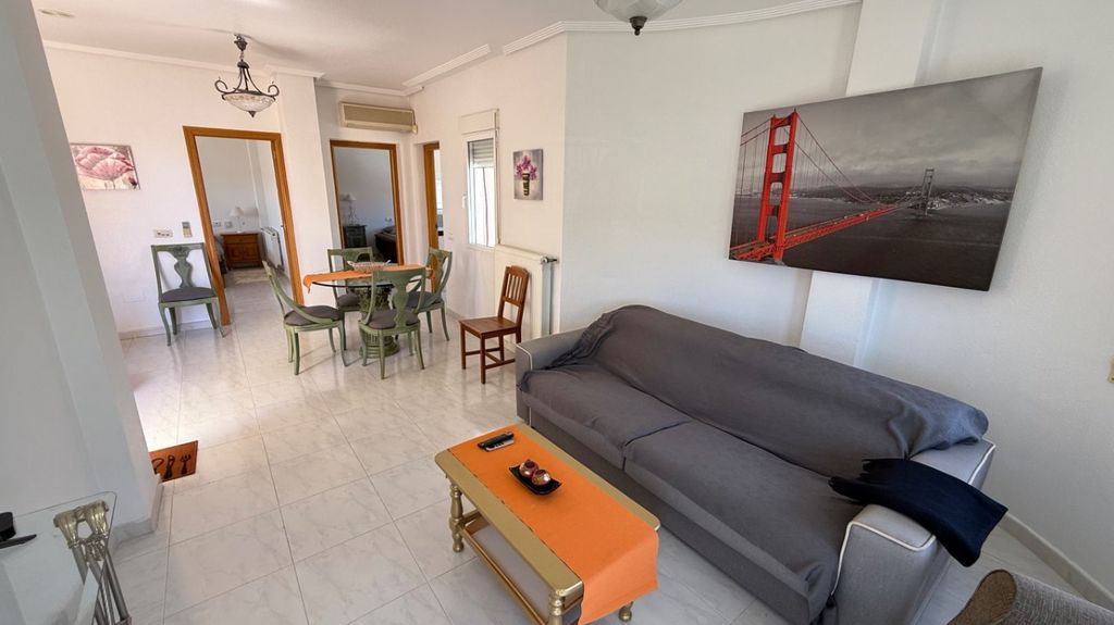 Property photo 3 of 35