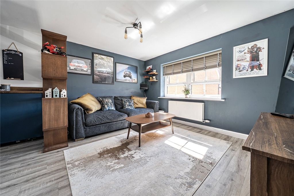 Property photo 2 of 10 Picture No. 17