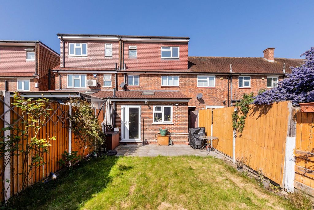 Property photo 2 of 16