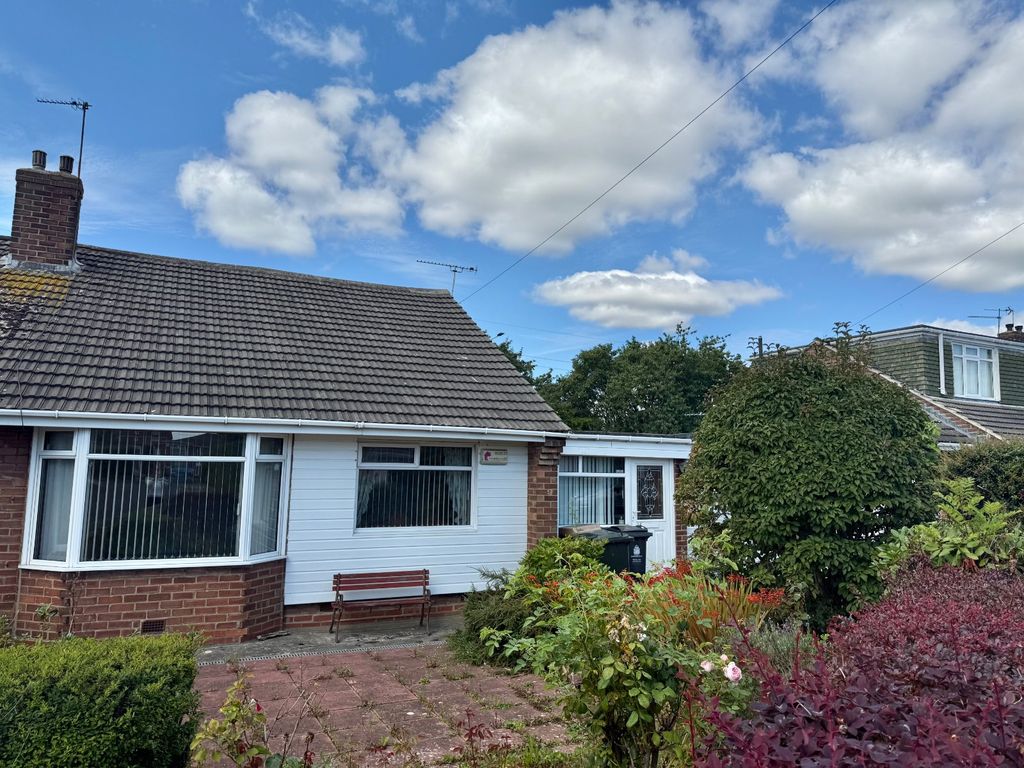 Property photo 1 of 12 Outside