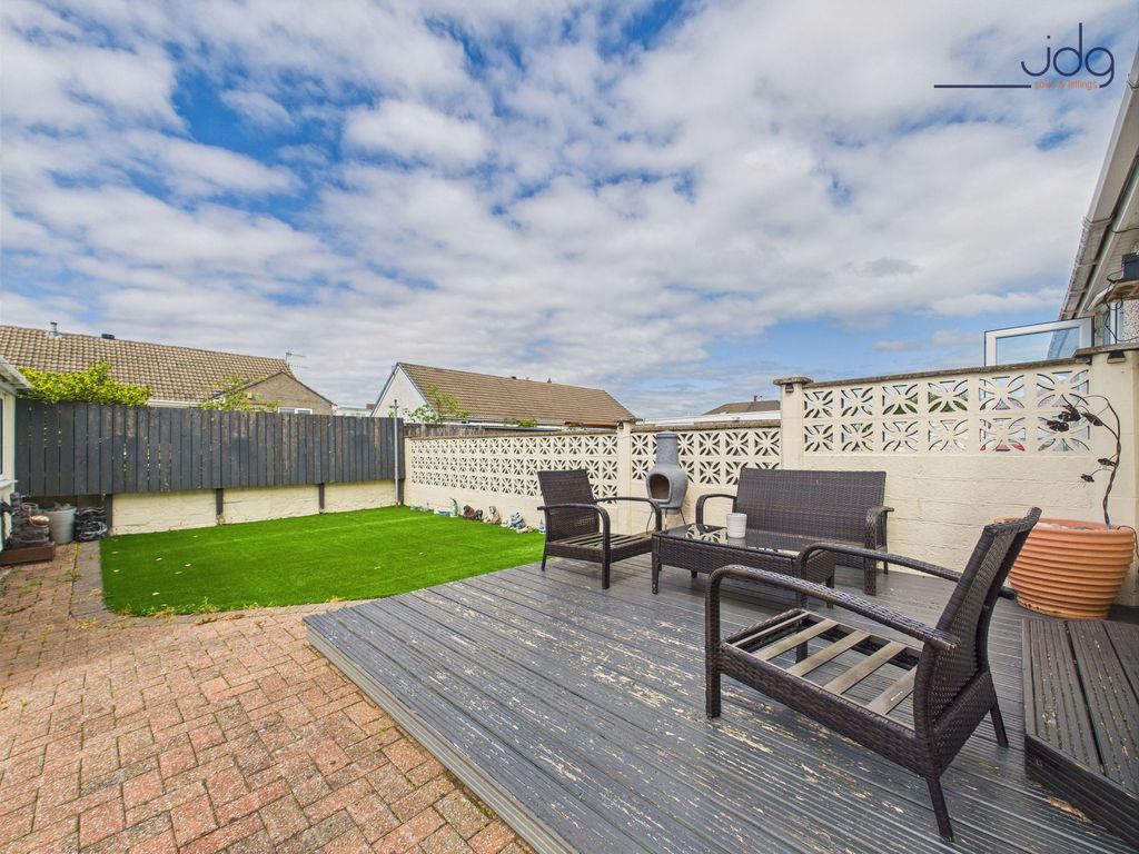 Property photo 2 of 21 Garden