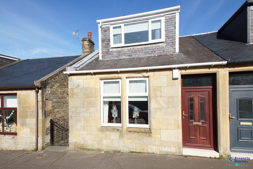 Property photo 1 of 16 3Â Bedroom Semi Detached For Sale