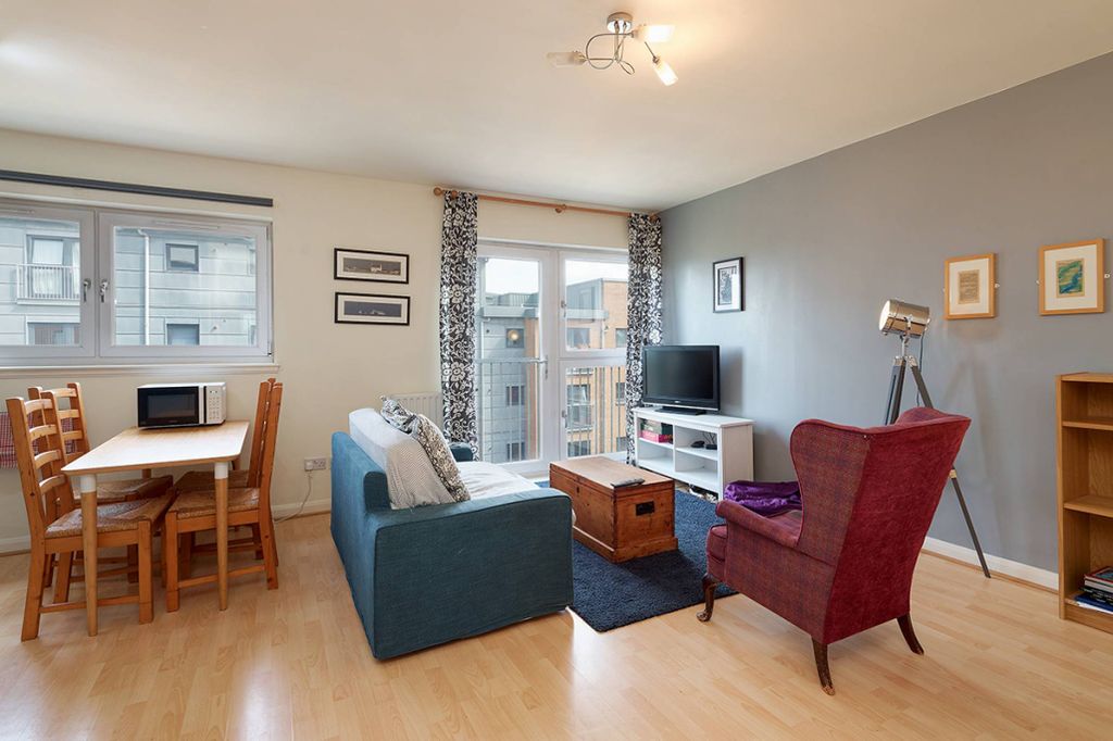 Property photo 2 of 19