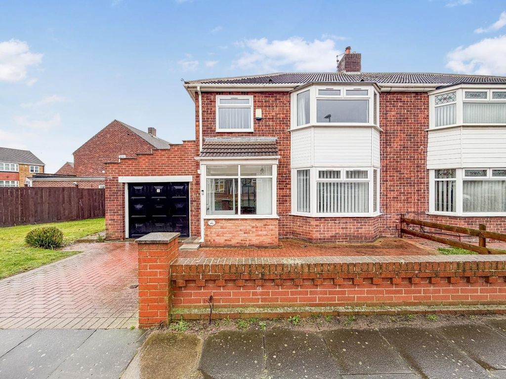 Property photo 1 of 25 Front