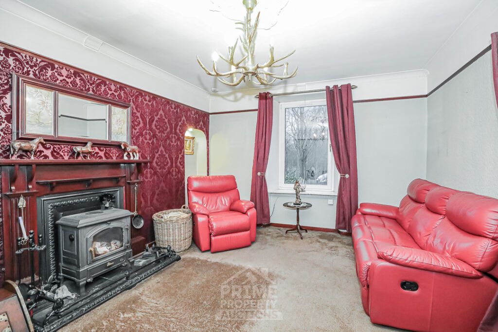 Property photo 2 of 20