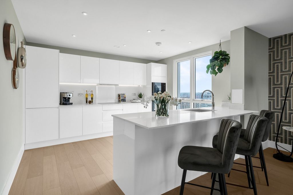 Property photo 3 of 29