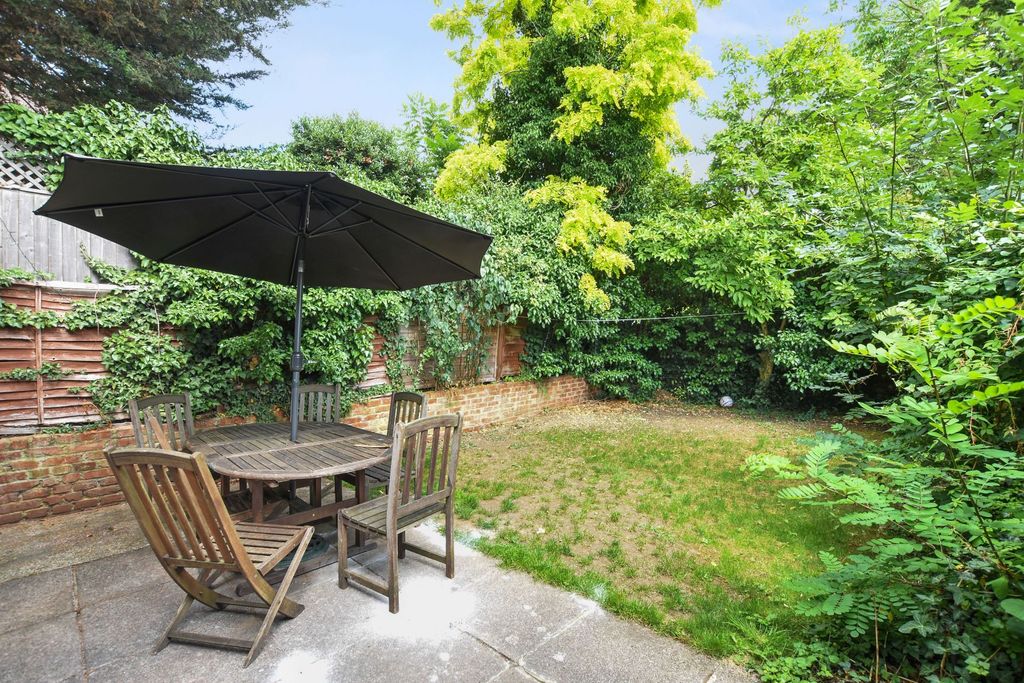 Property photo 3 of 16