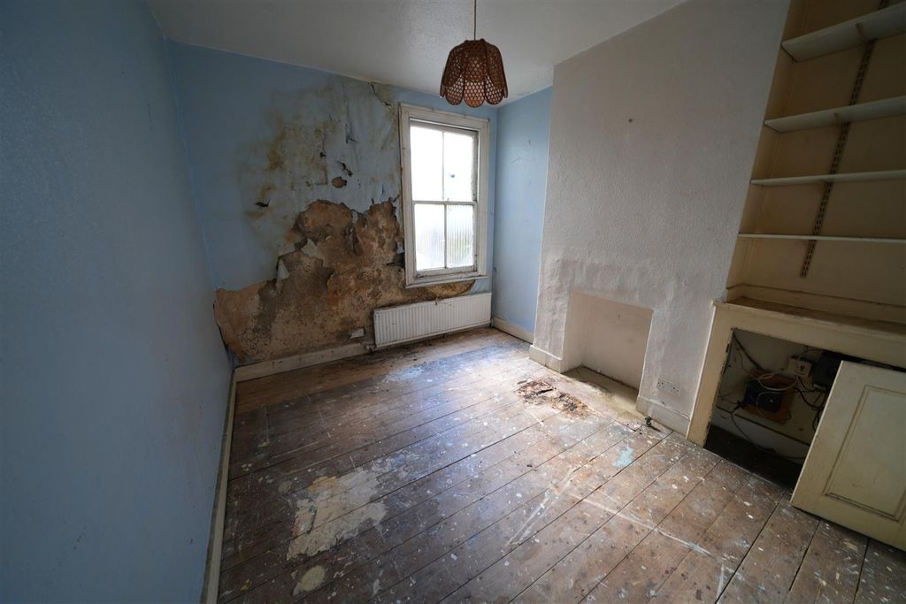 Property photo 3 of 9 Untitled Design (45).Png