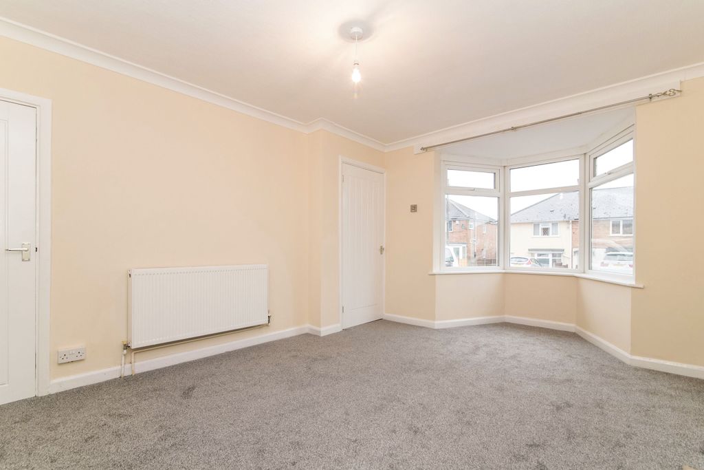 Property photo 3 of 13 E97Adcbd-4082-40F6-9