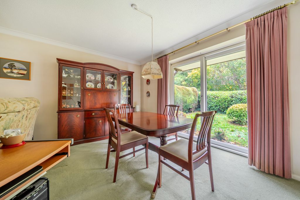 Property photo 3 of 22 Living / Dining Room