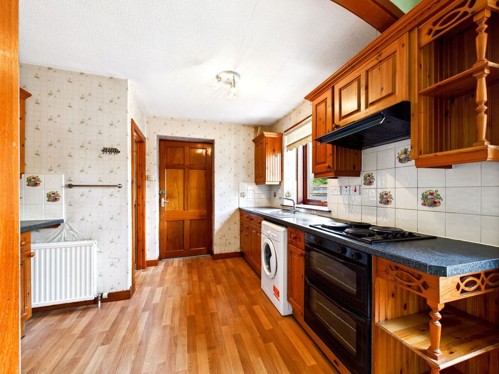 Property photo 3 of 19