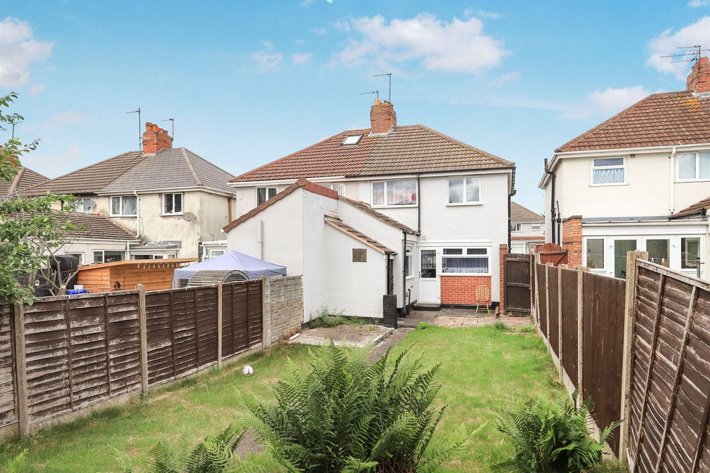 Property photo 2 of 14