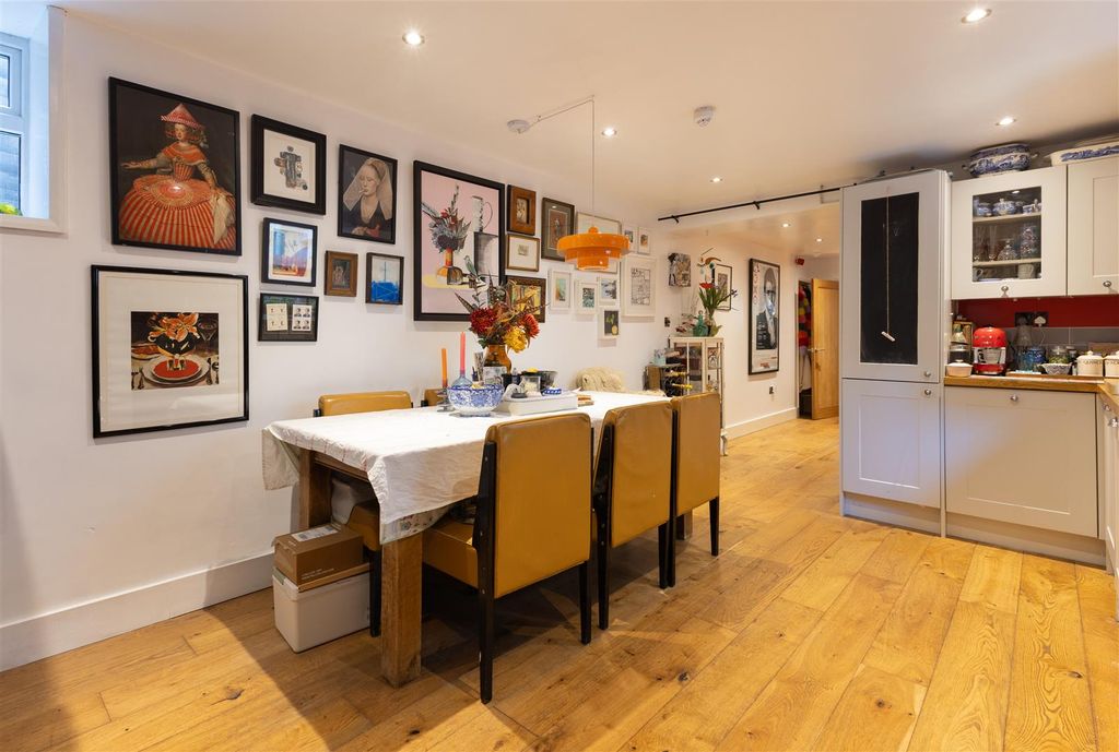 Property photo 2 of 14 Kitchen Diner