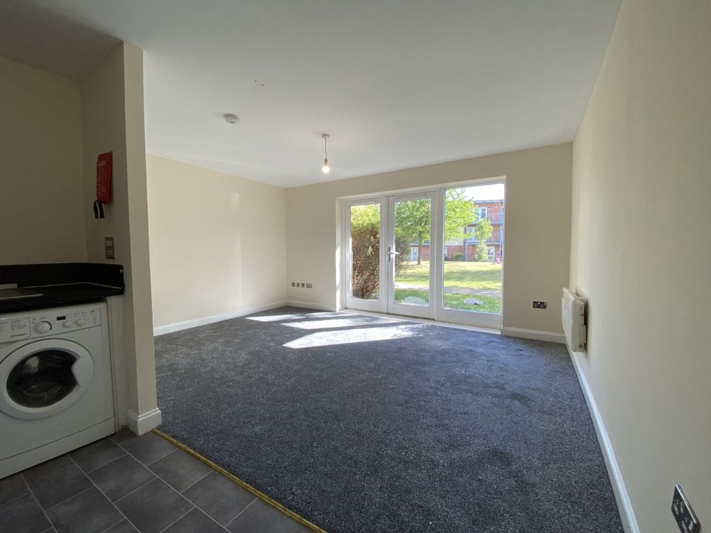 Property photo 3 of 8 4514933