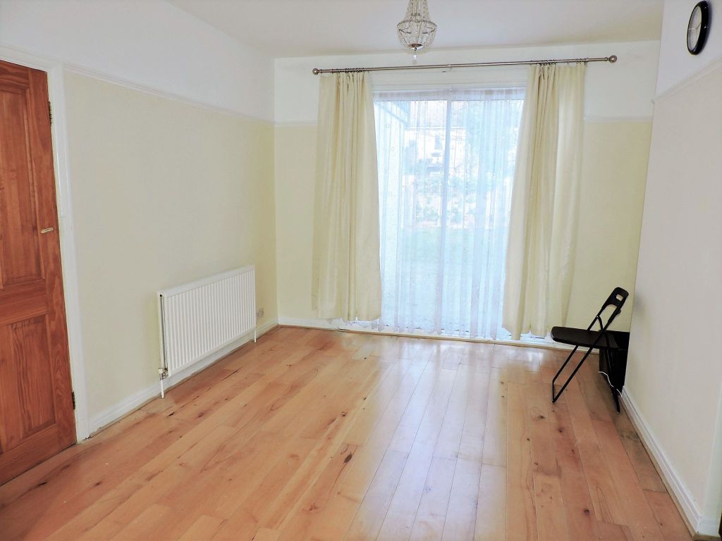 Property photo 3 of 16 Photograph 3