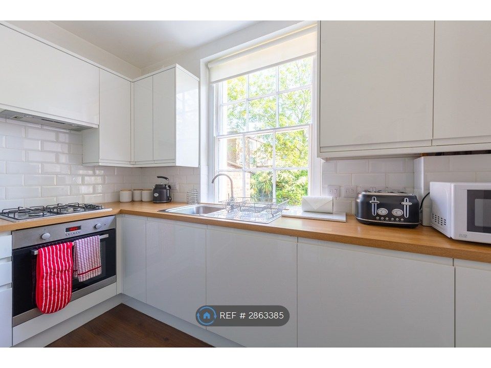 Property photo 2 of 29