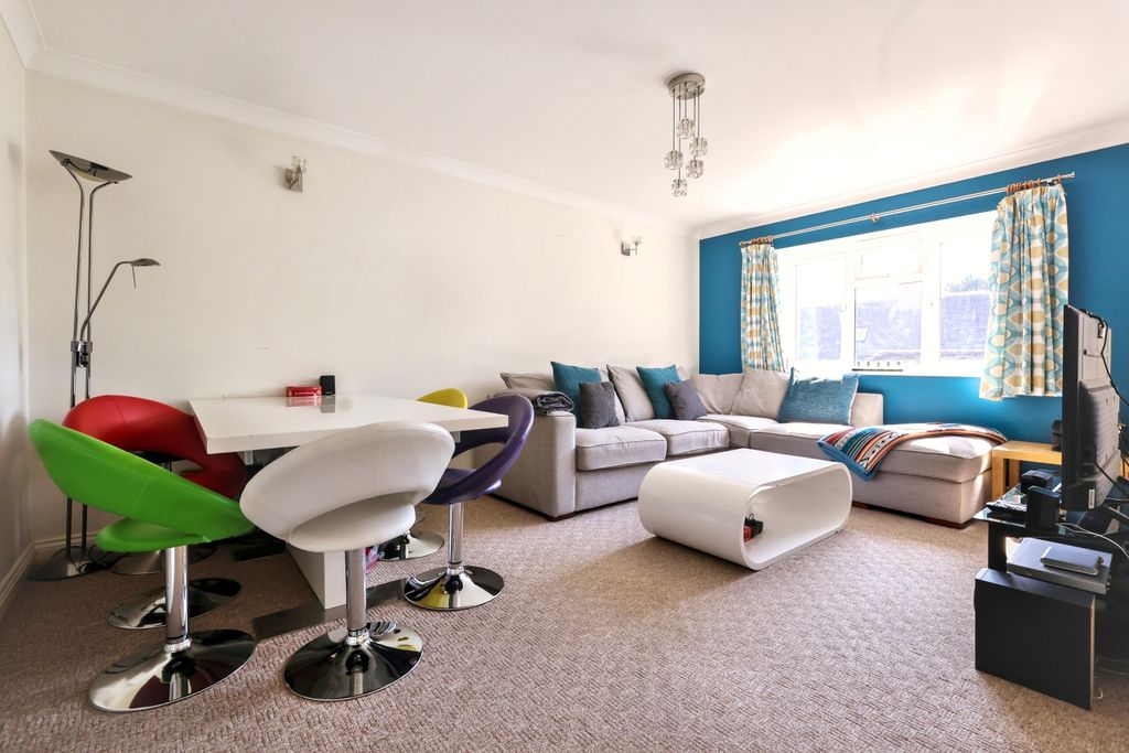 Property photo 2 of 10 Img_4464