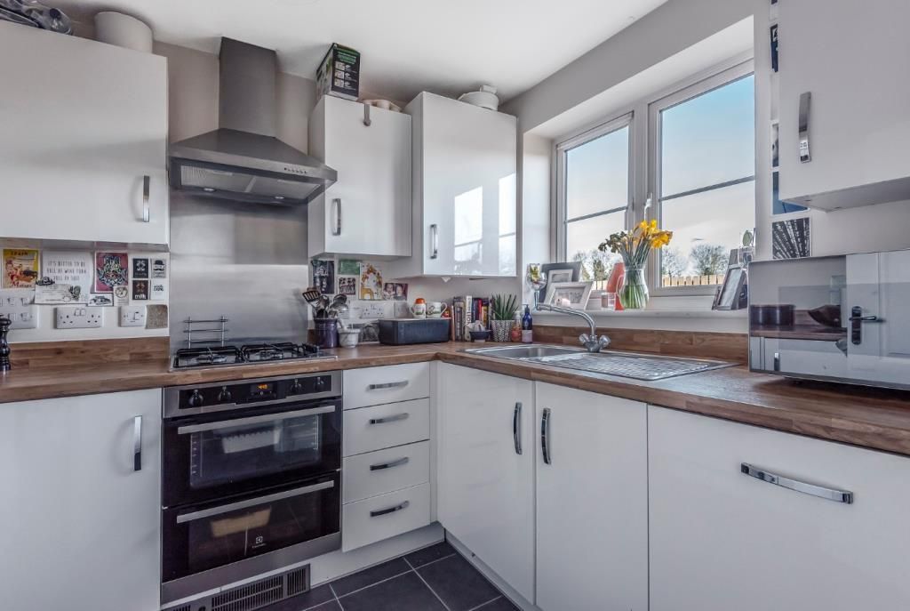 Property photo 2 of 13 Kitchen