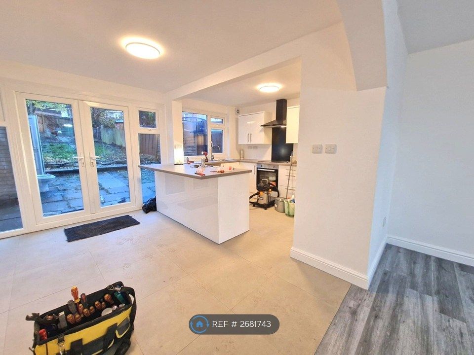 Property photo 1 of 26