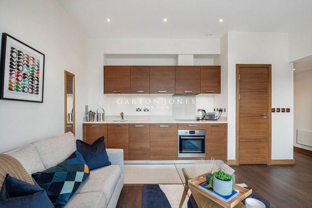 Property photo 2 of 10 Picture No. 02