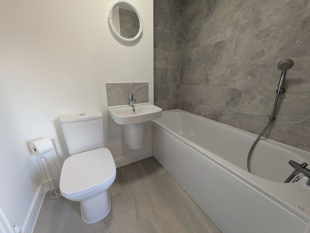 Property photo 3 of 11 Picture No. 04