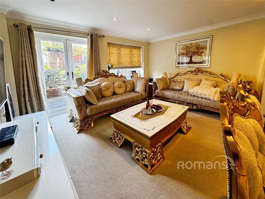 Property photo 3 of 11 Picture No. 04