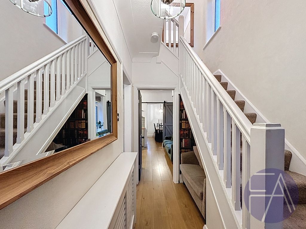 Property photo 2 of 21 4763793