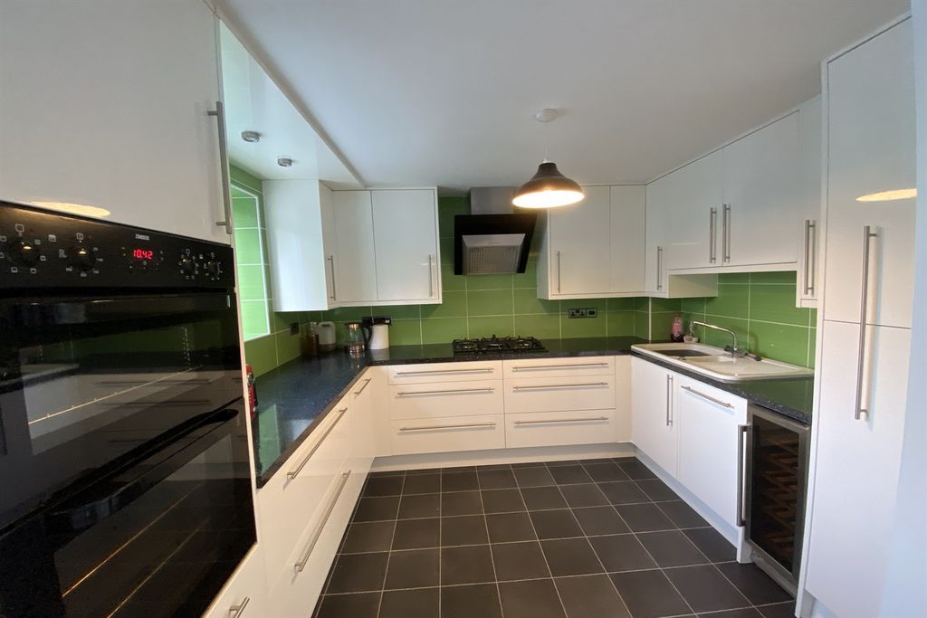 Property photo 2 of 7 Other