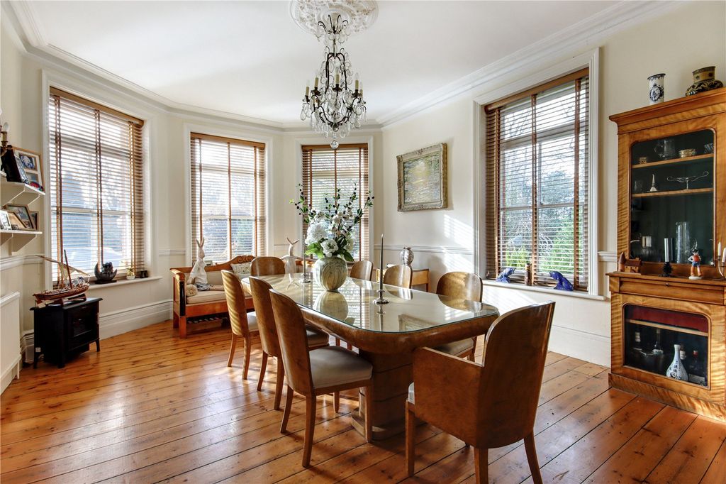 Property photo 2 of 24 Dining Room
