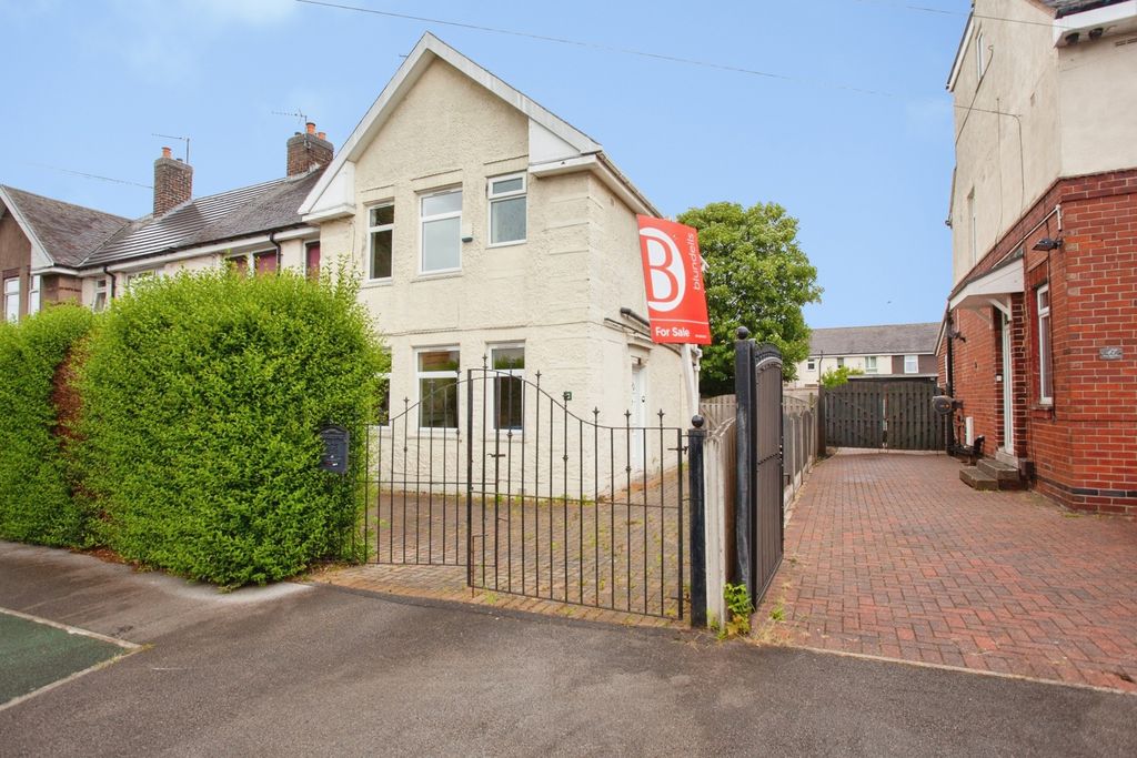 Property photo 1 of 16 Pbox-Img.Jpg