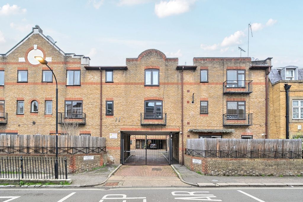 Property photo 1 of 14 Picture No. 02