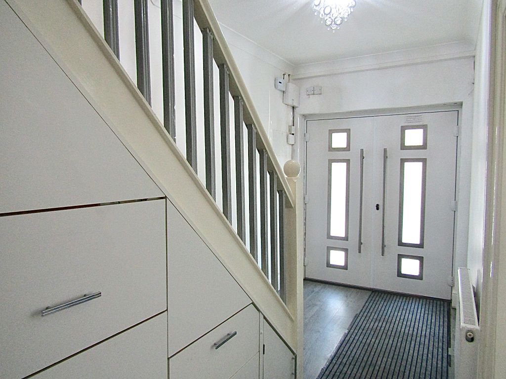 Property photo 3 of 23