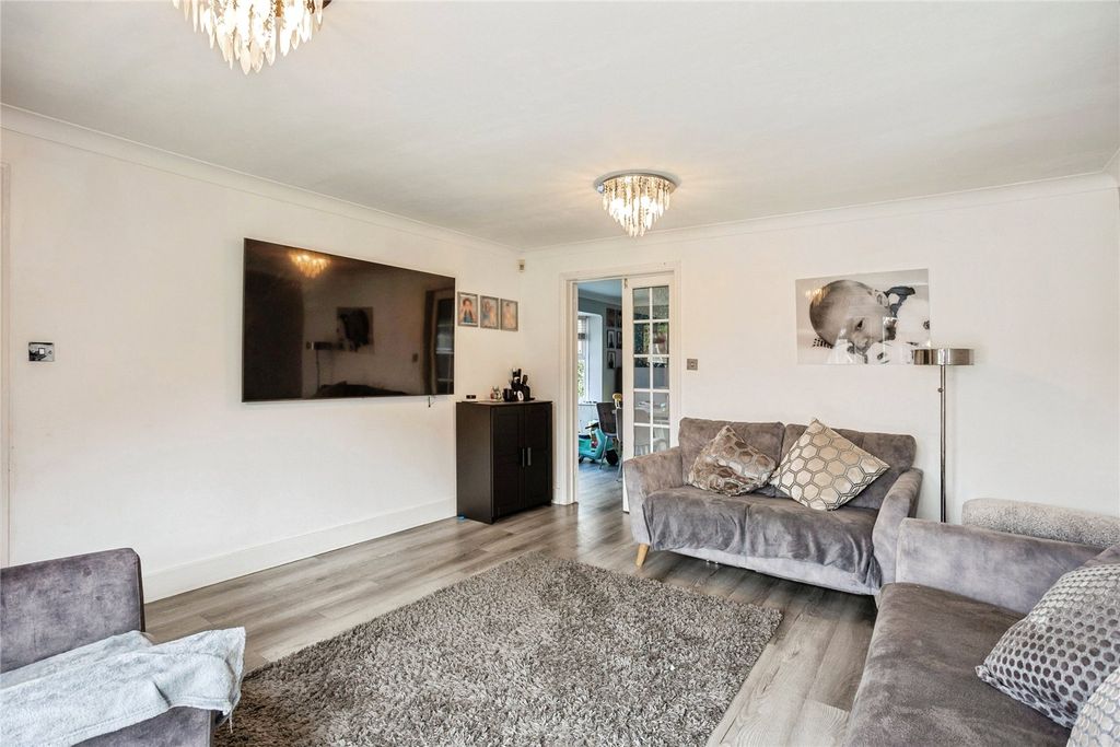 Property photo 3 of 24 Picture No. 26