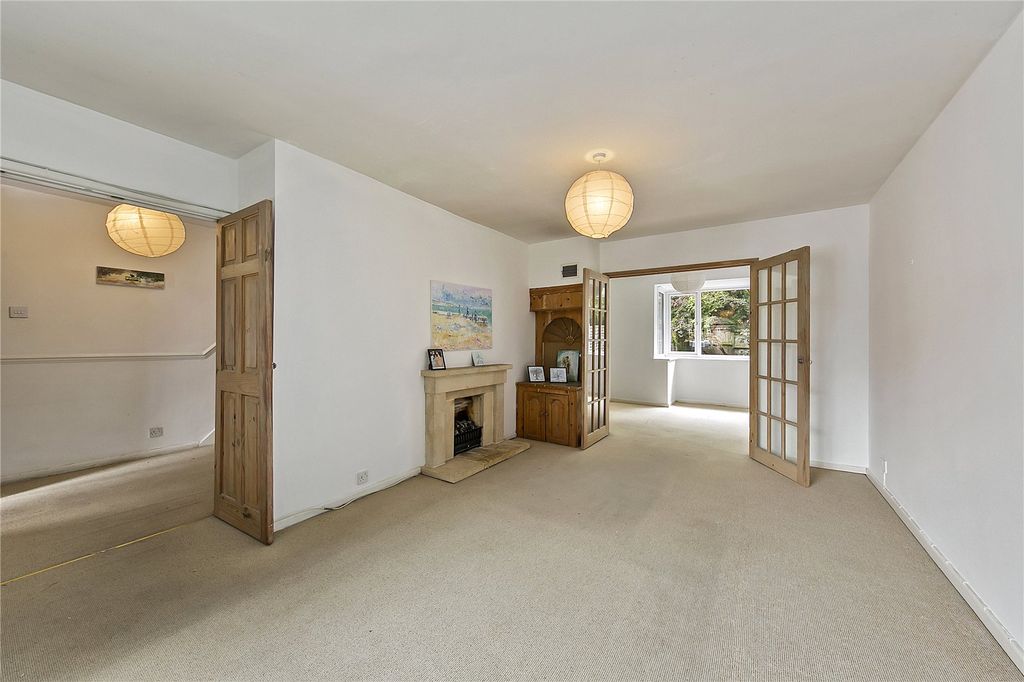 Property photo 2 of 19 Picture No. 10