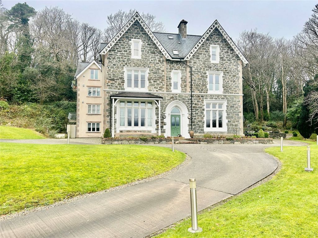 Property photo 1 of 15 Picture No. 03