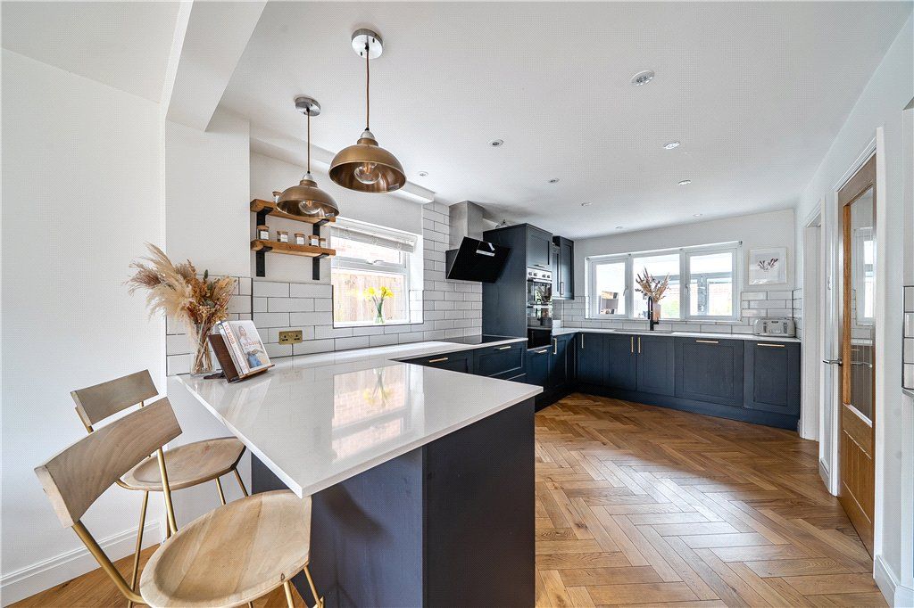 Property photo 3 of 16 Picture No. 14