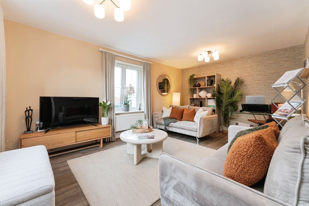 Property photo 3 of 21