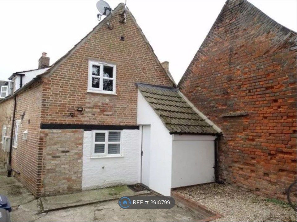 Property photo 1 of 8