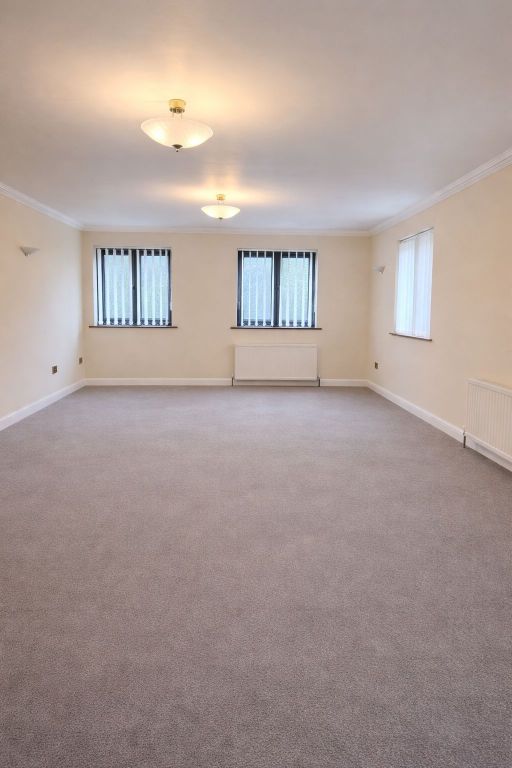 Property photo 2 of 3