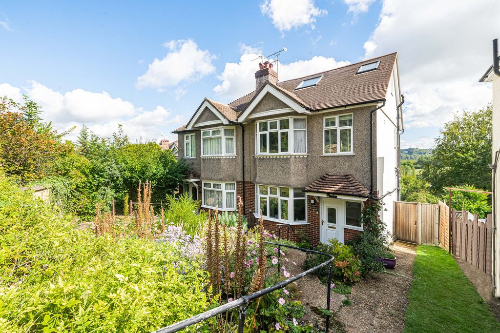 Property photo 1 of 23