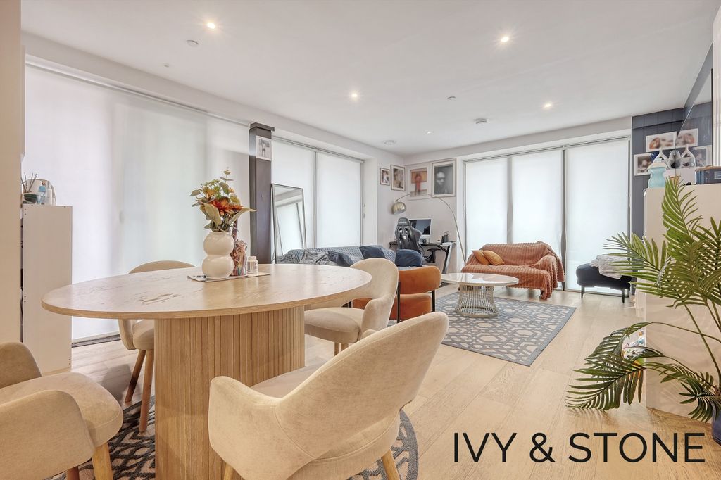 Property photo 2 of 18 4297861