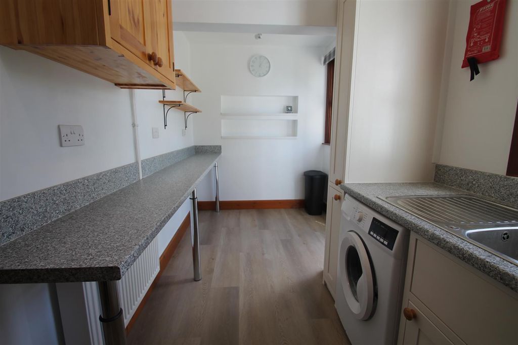 Property photo 3 of 18 Img_0065.Jpg