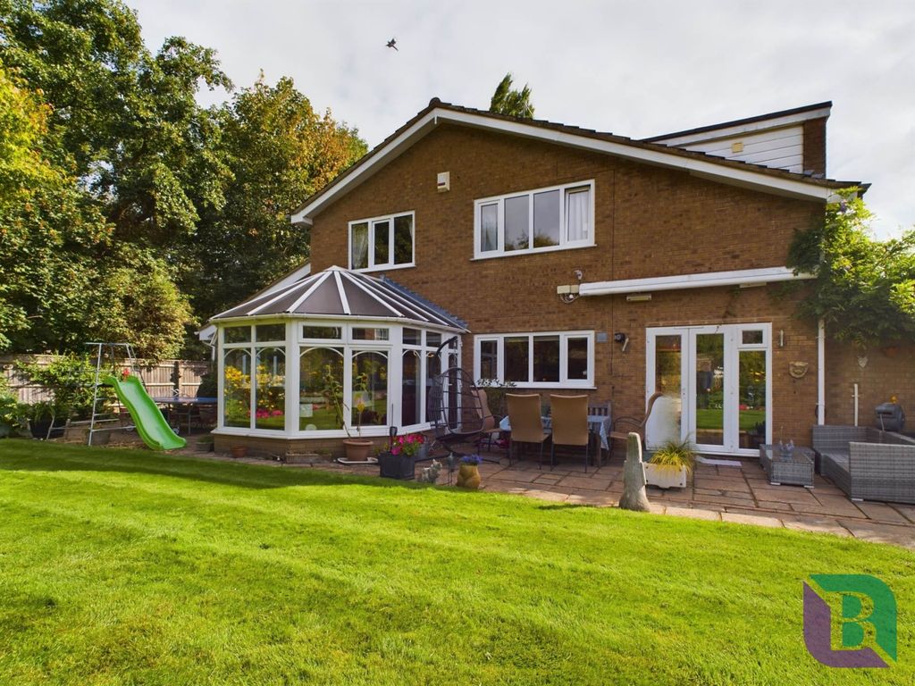 Property photo 2 of 24